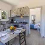 Manos House - Elegant Modern Escape Svoronata