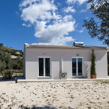 Case de vacanță Manos House - Elegant Modern Escape Svoronata